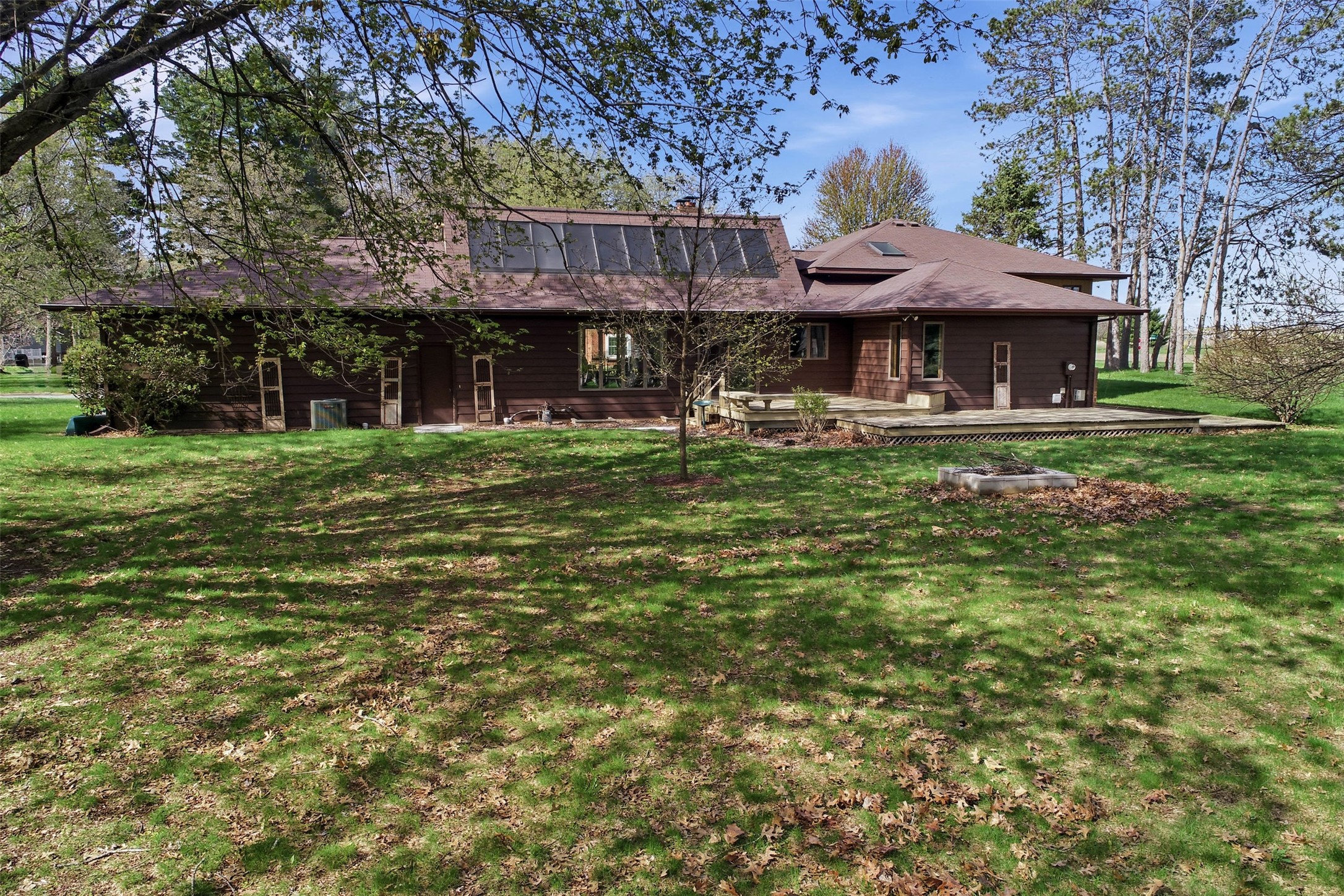 2932 Plum Tree Circle N Property Photo 45