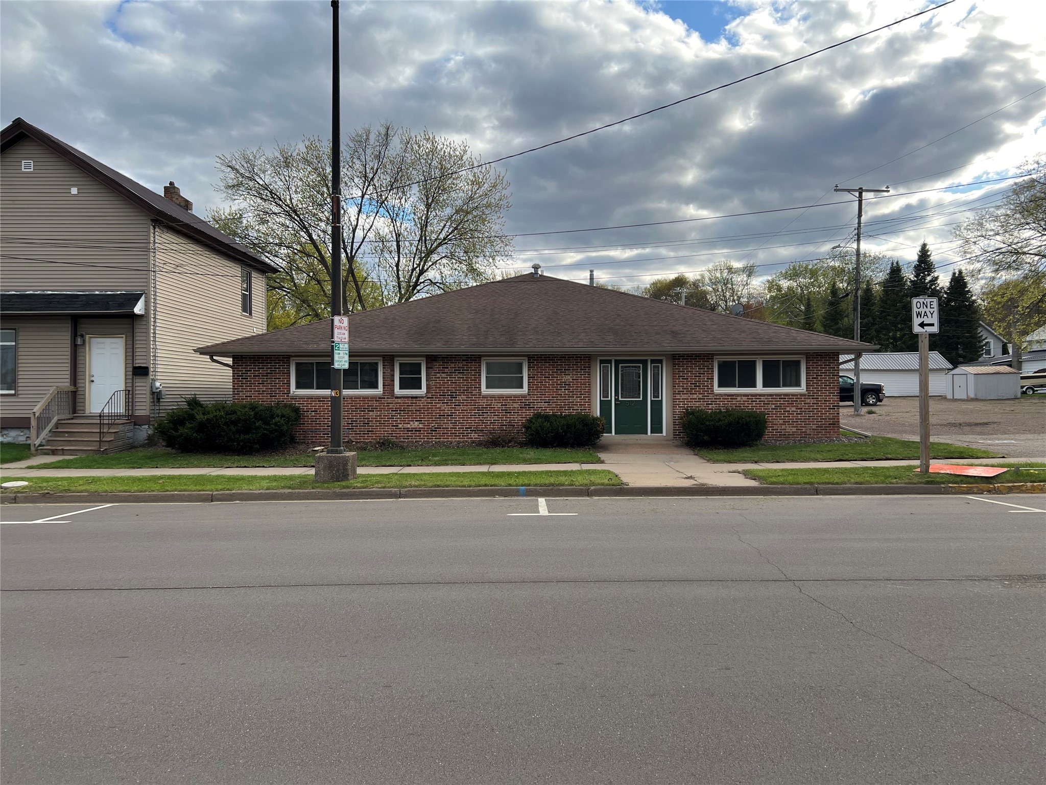 512 Bay Street Property Photo 2