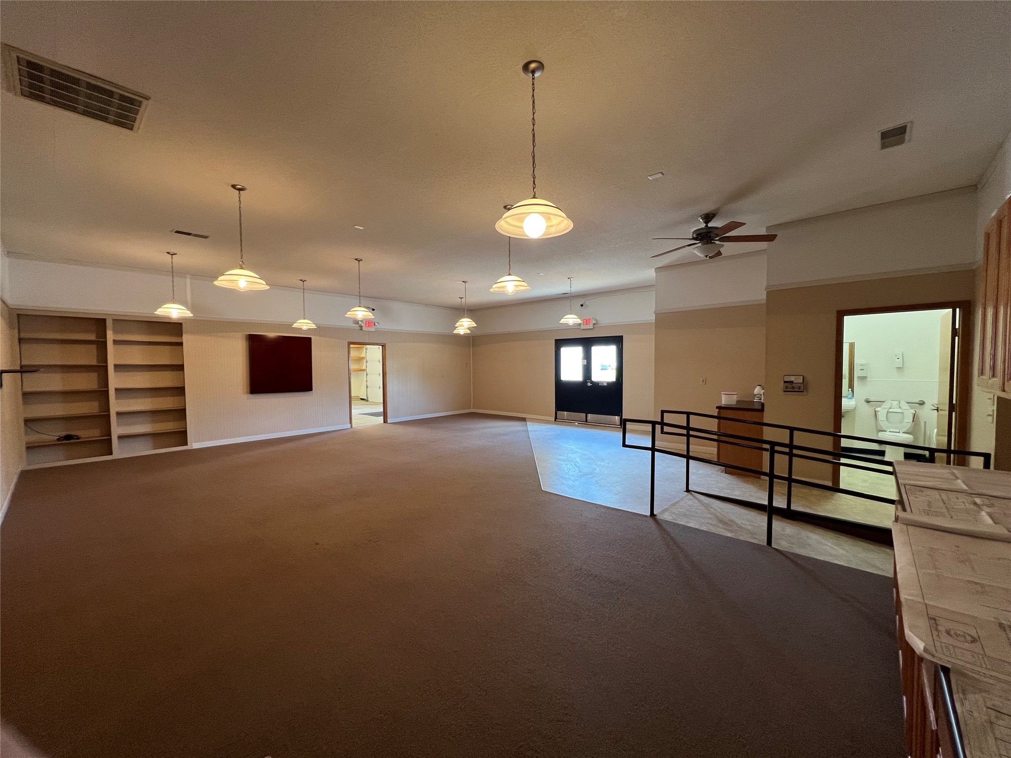 512 Bay Street Property Photo 5