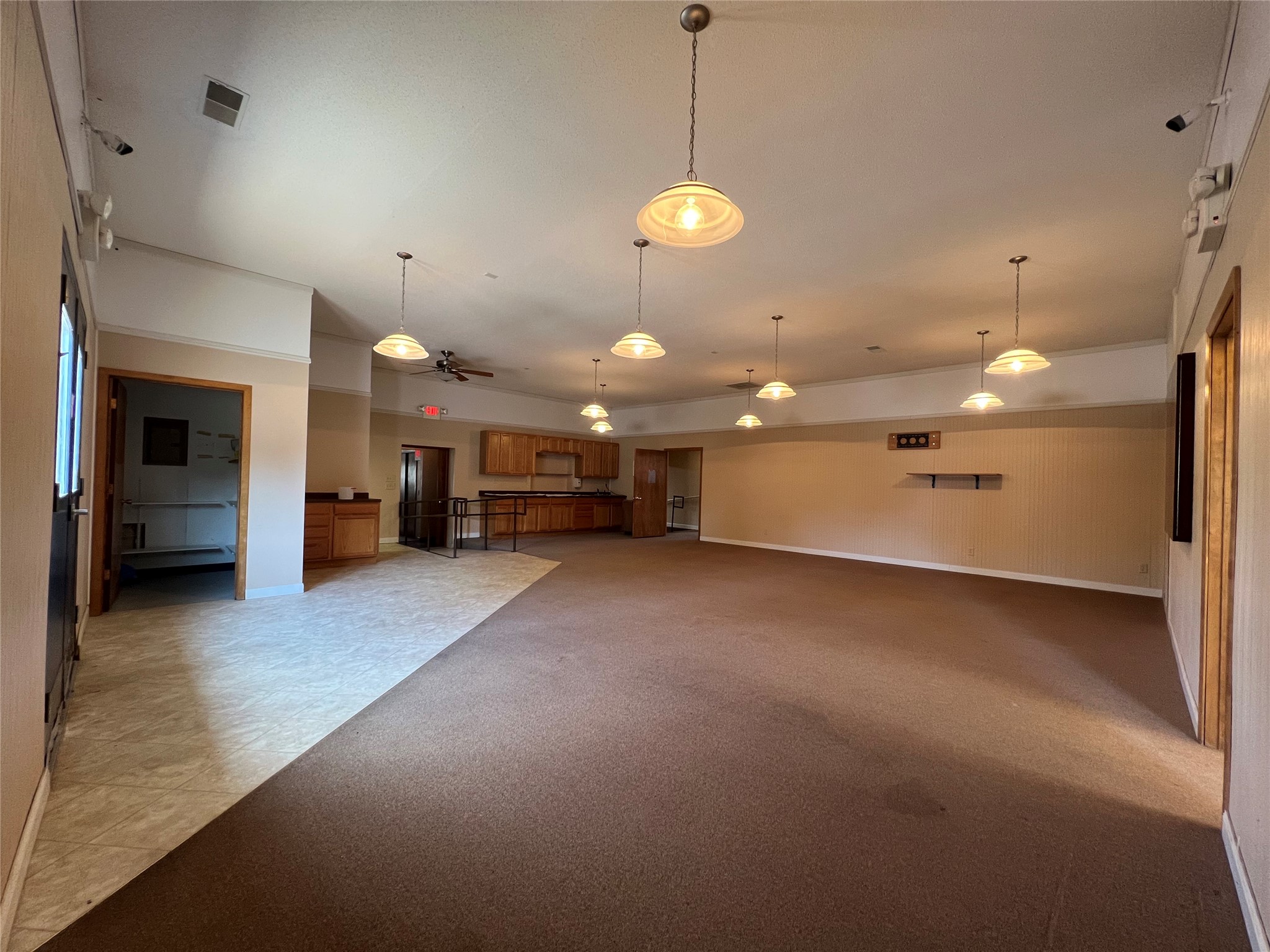 512 Bay Street Property Photo 6