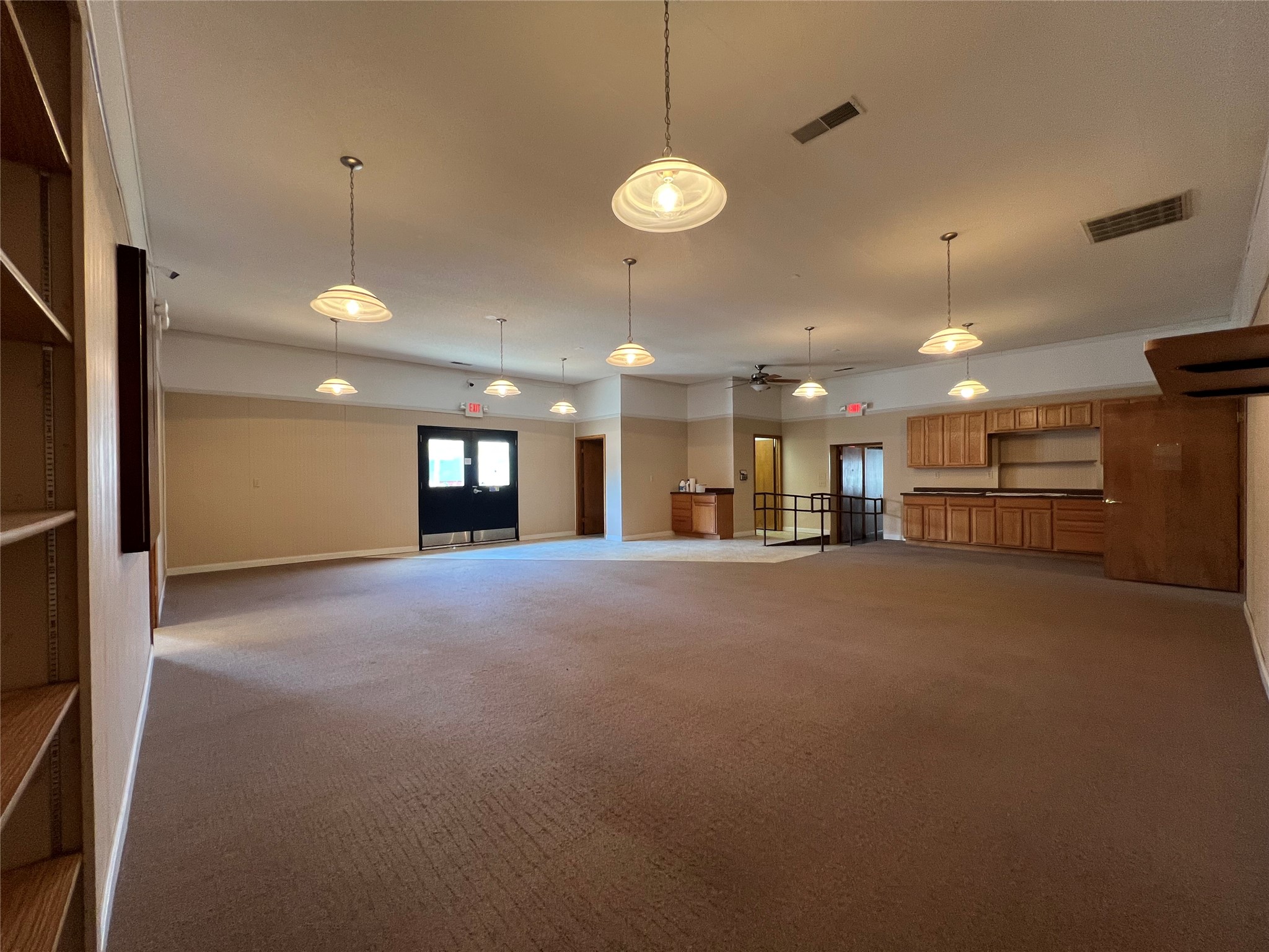 512 Bay Street Property Photo 7