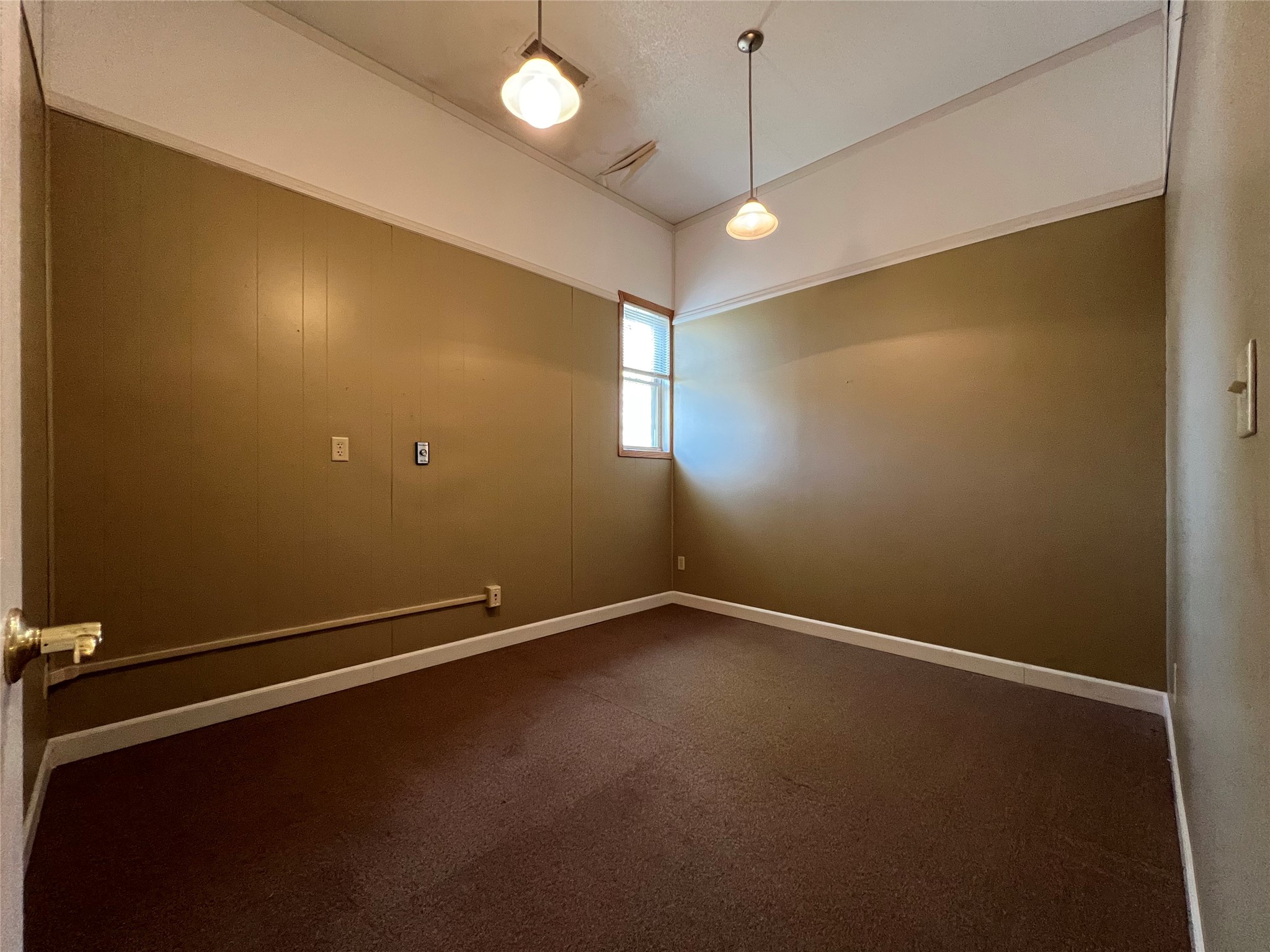 512 Bay Street Property Photo 14