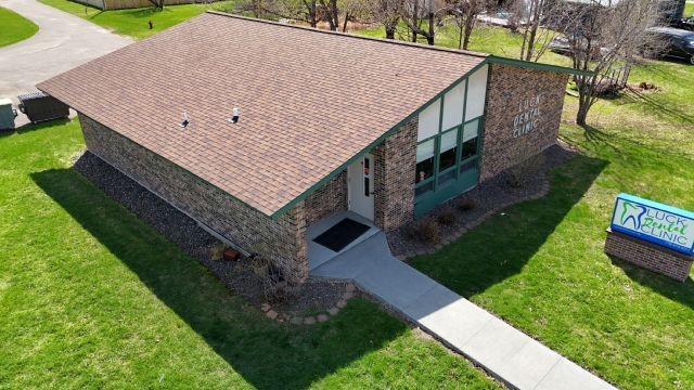 1600676 Property Photo 3