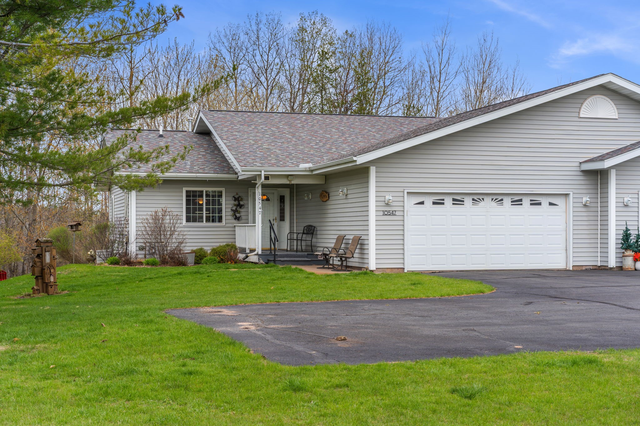 10547 N Grandview Lane Property Photo 1