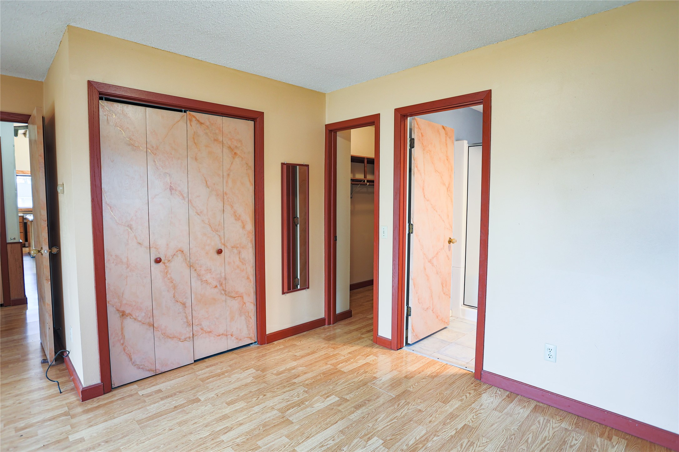 804 Valley View Drive Property Photo 28