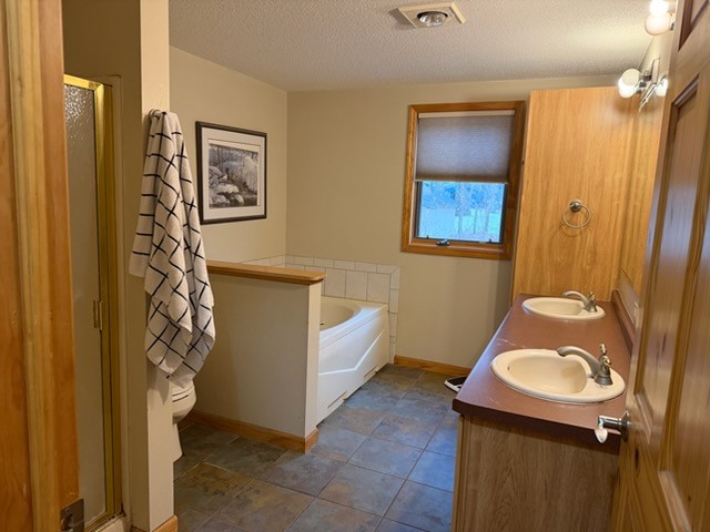 403 Benson Road N Property Photo 9