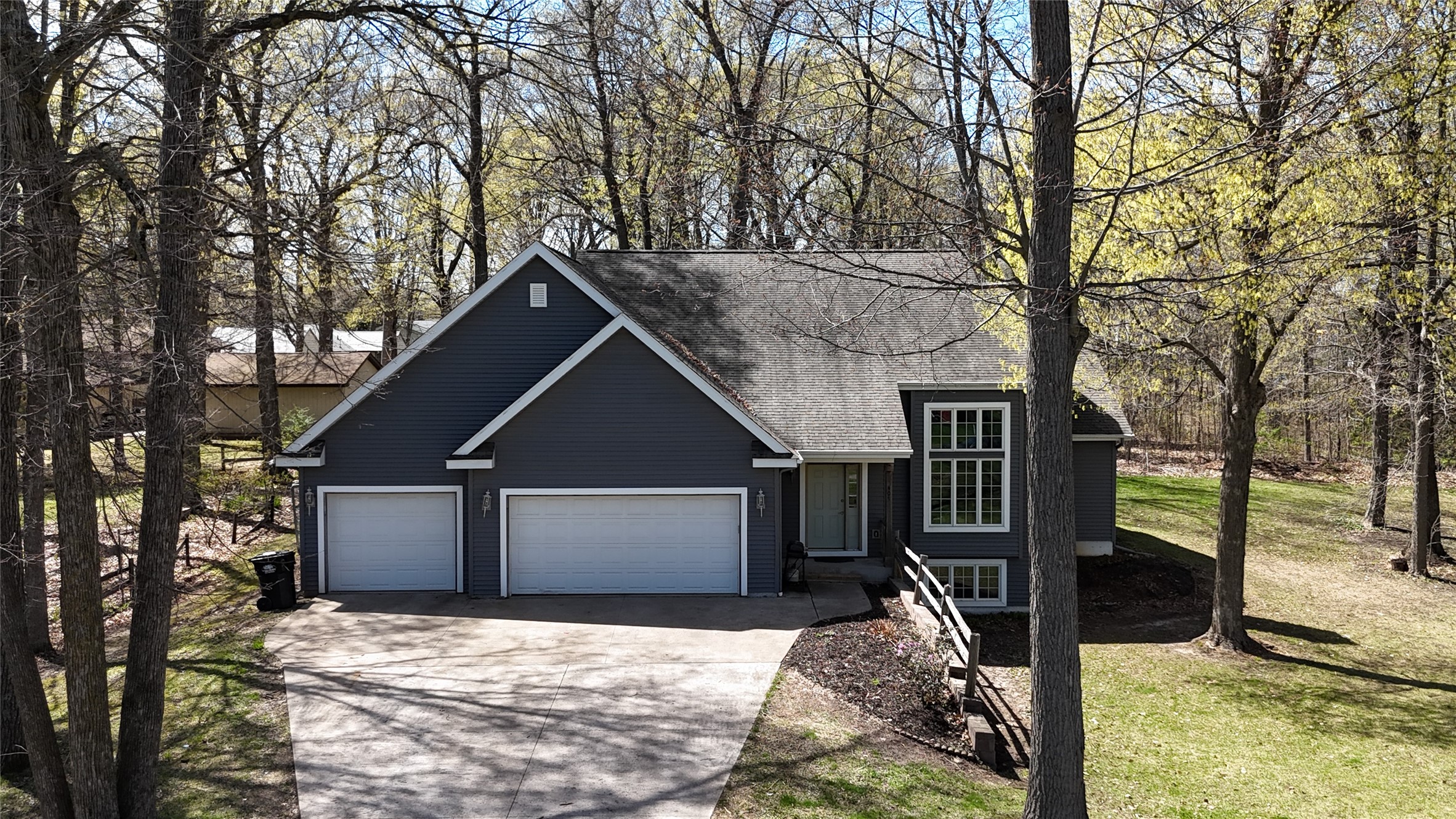 403 Benson Road N Property Photo 22