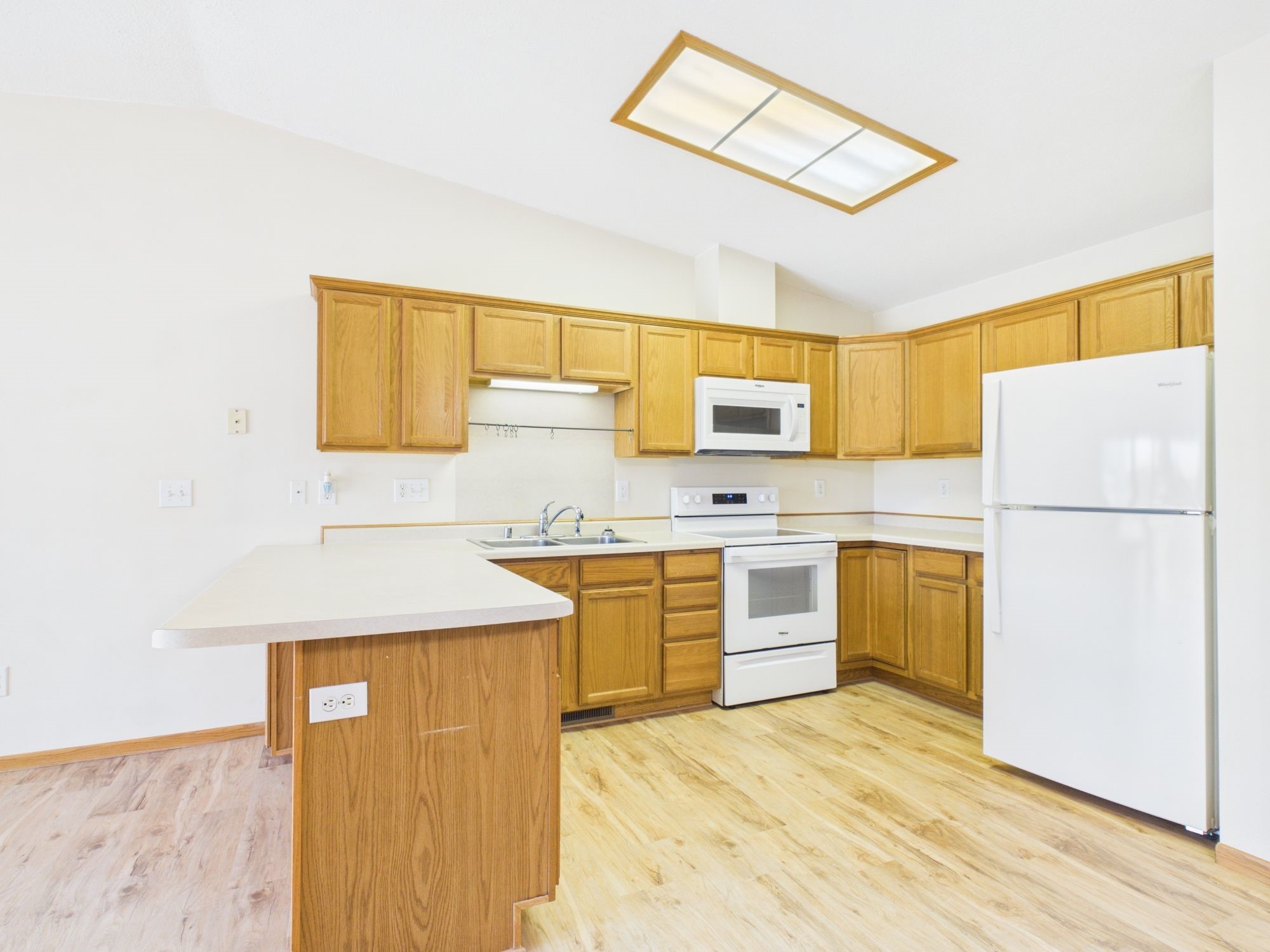 7721 Lake Street Property Photo 4