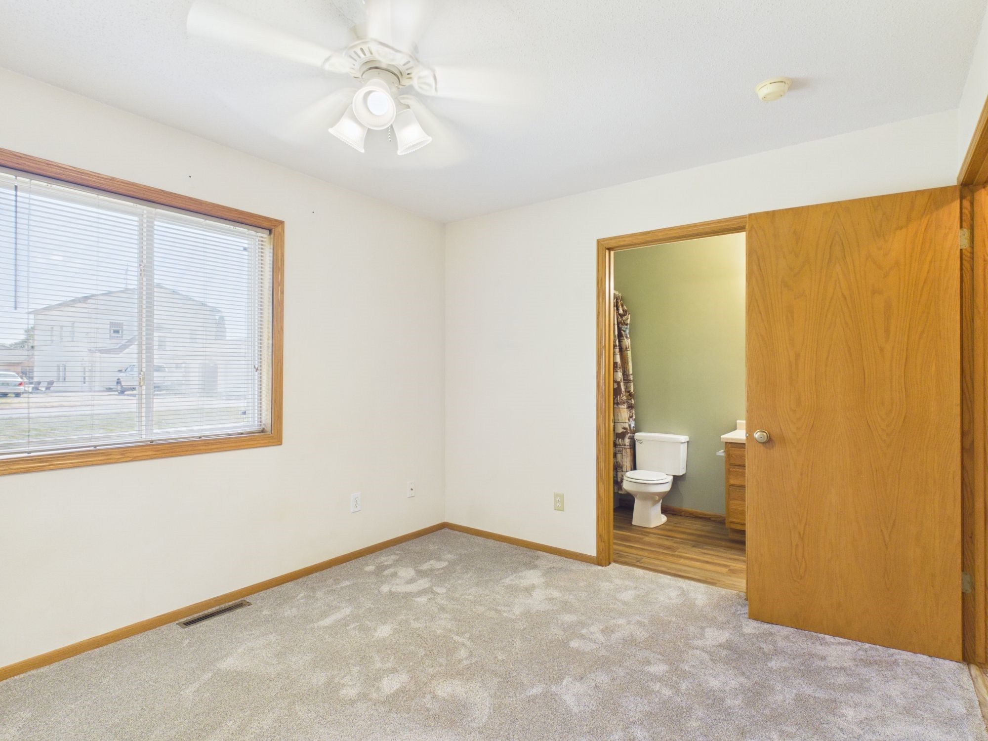 7721 Lake Street Property Photo 9
