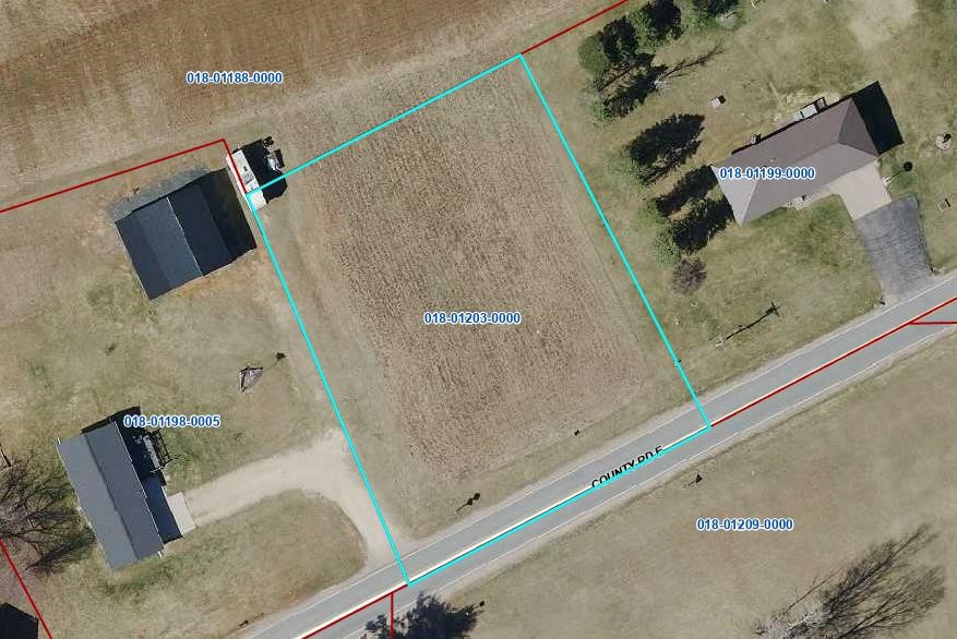 000 County Road E Property Photo 3