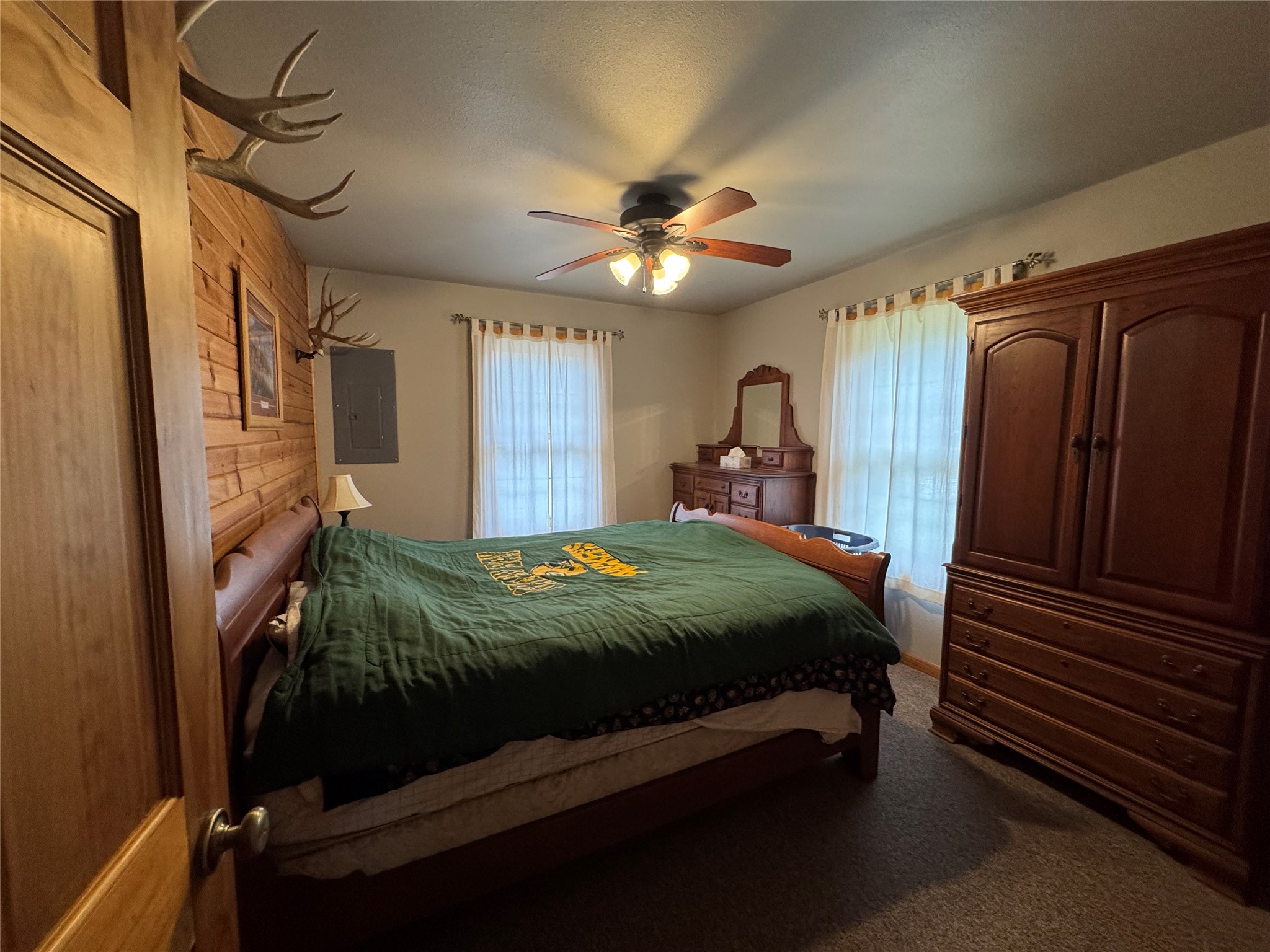 8225 N Blaisdell Lake Road Property Photo 16
