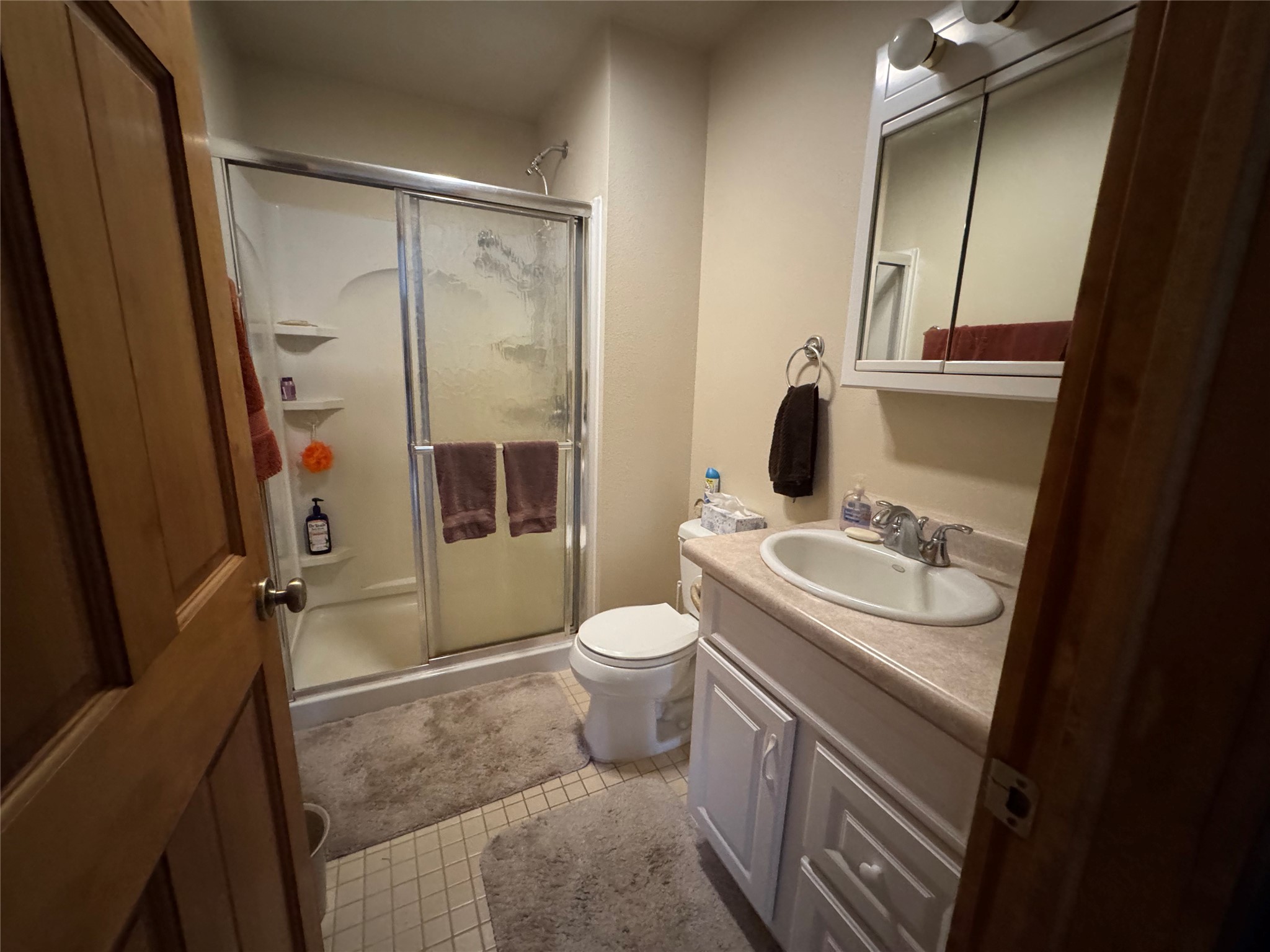 8225 N Blaisdell Lake Road Property Photo 17