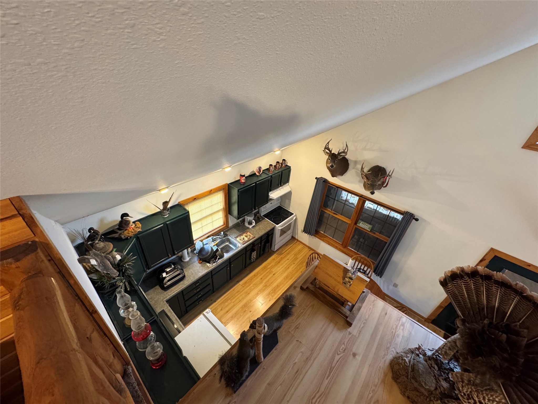 8225 N Blaisdell Lake Road Property Photo 23