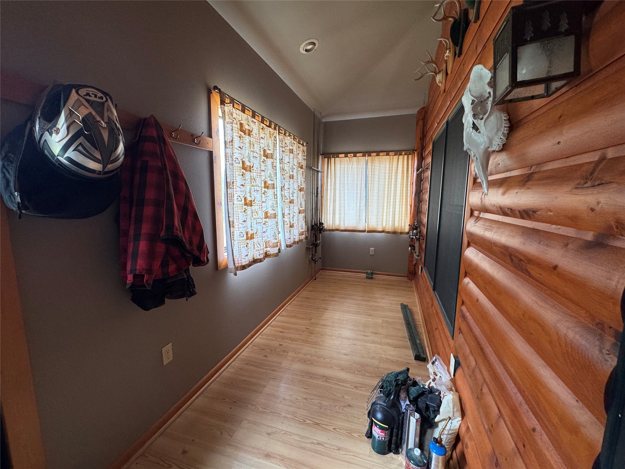 8225 N Blaisdell Lake Road Property Photo 26