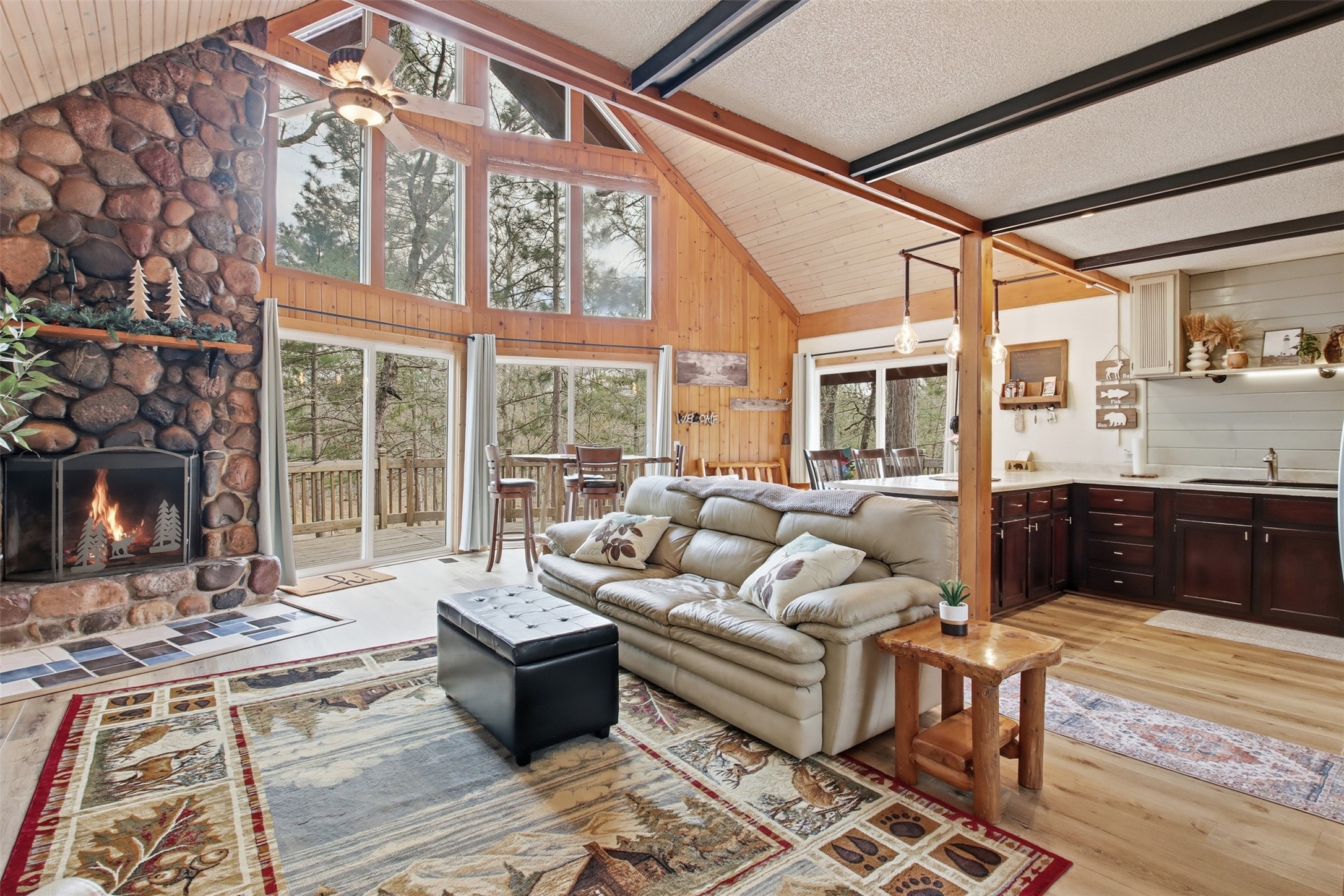 28420 Viking Court Property Photo 4
