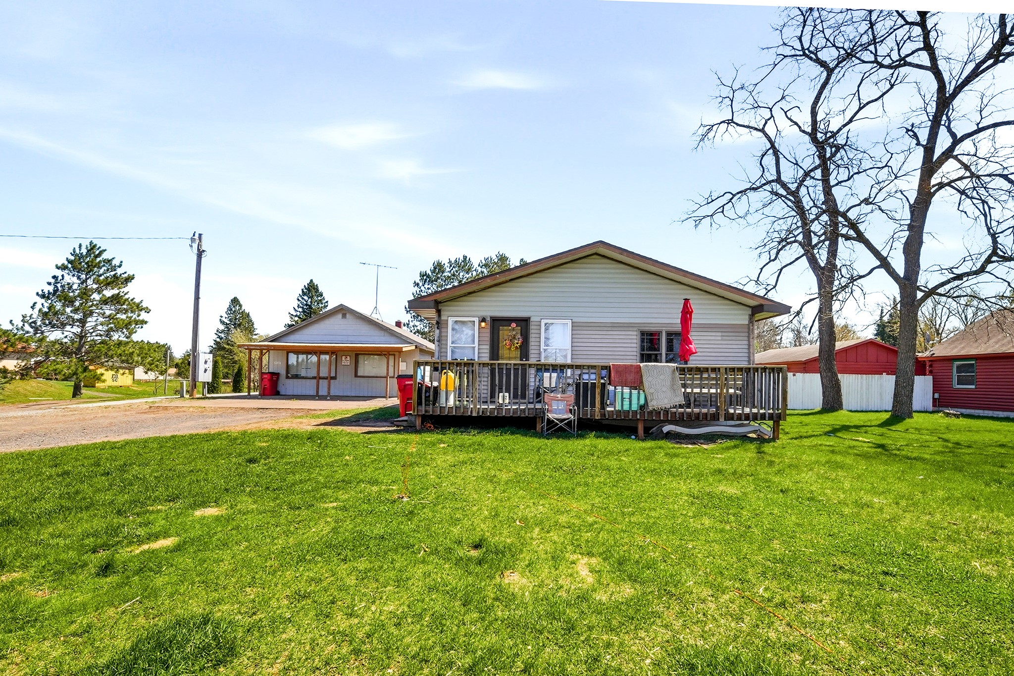 1600797 Property Photo 2