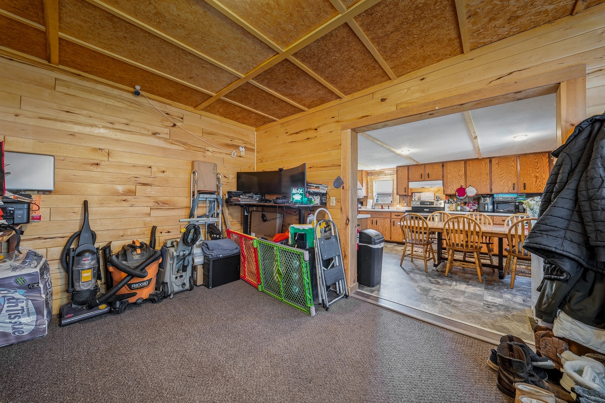 1600797 Property Photo 6