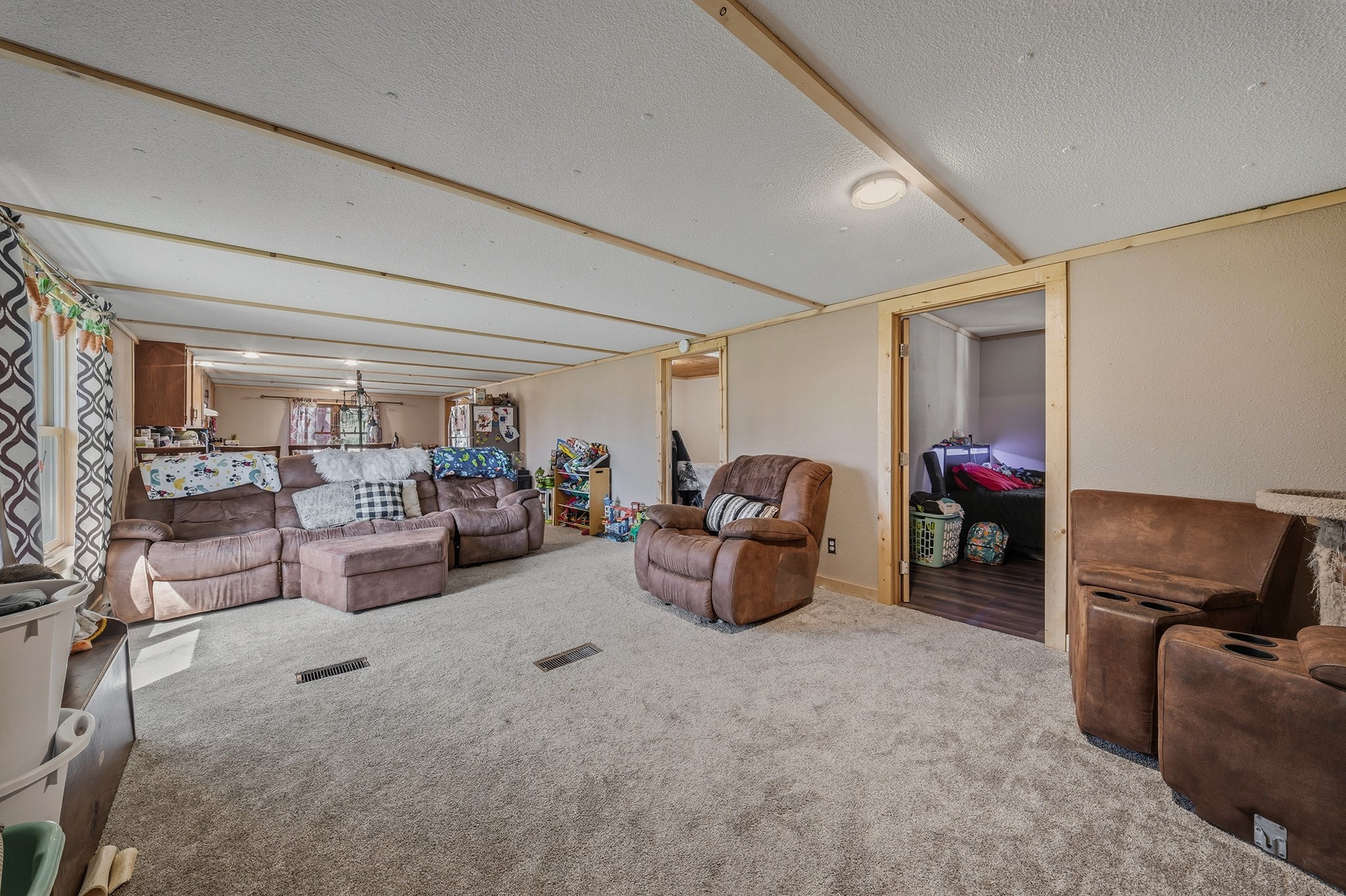 1600797 Property Photo 9