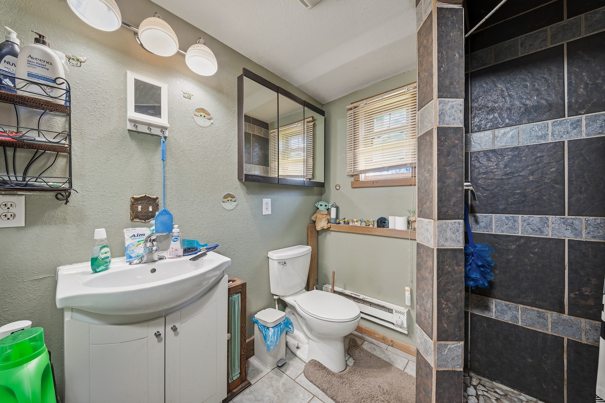 1600797 Property Photo 37