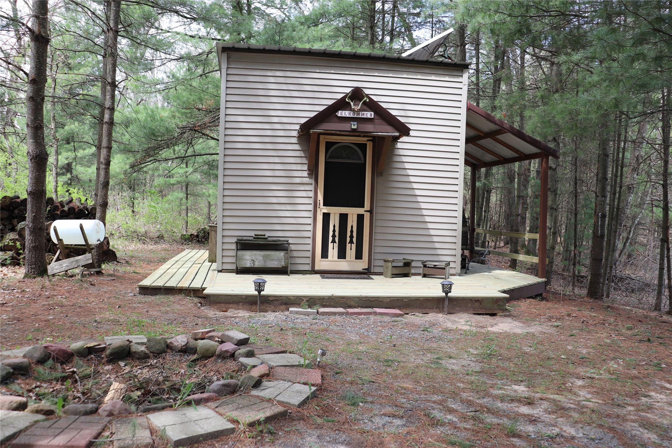 W14702 Old Highway 10 Property Photo 29