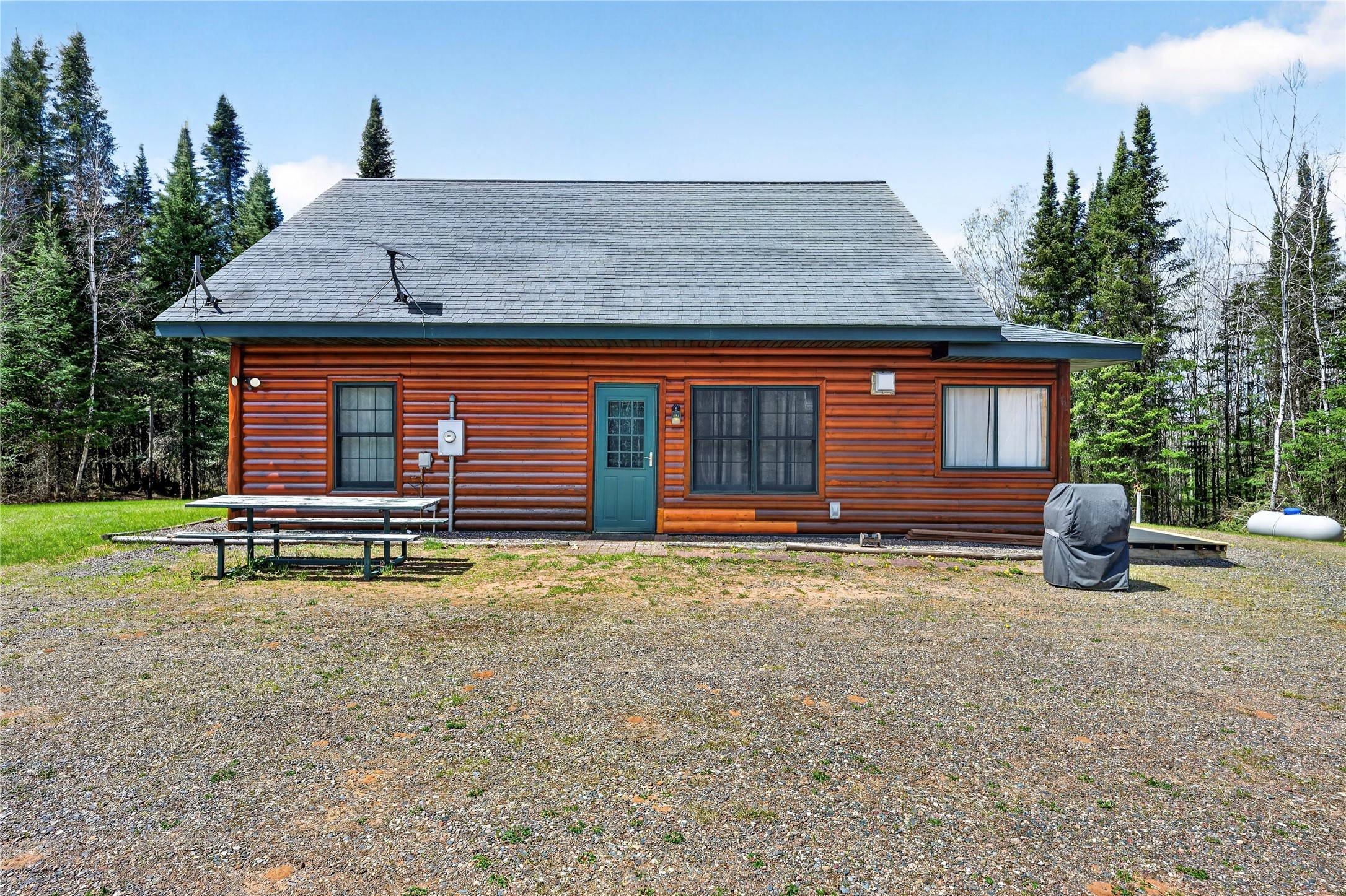 8225 N Blaisdell Lake Road Property Photo 33