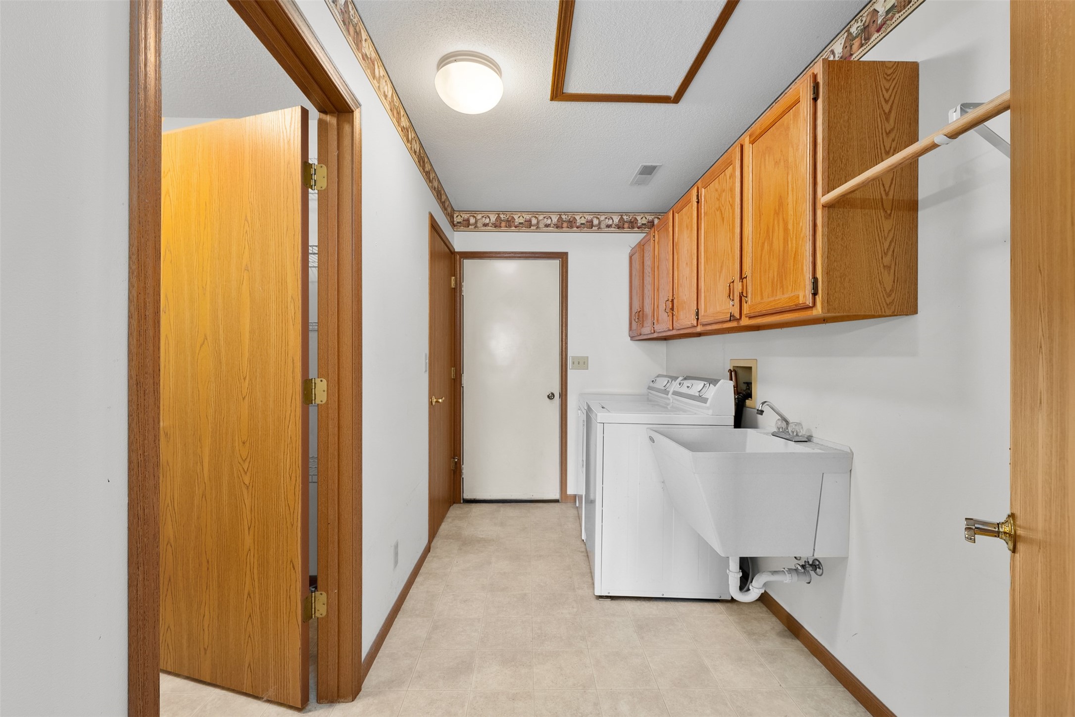 3319 Garner Street Property Photo 20