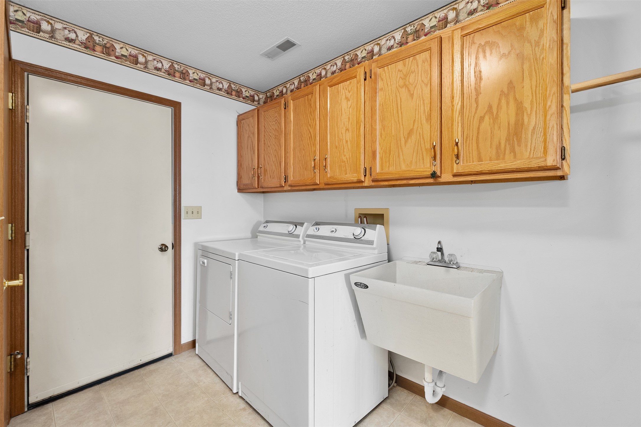 3319 Garner Street Property Photo 21