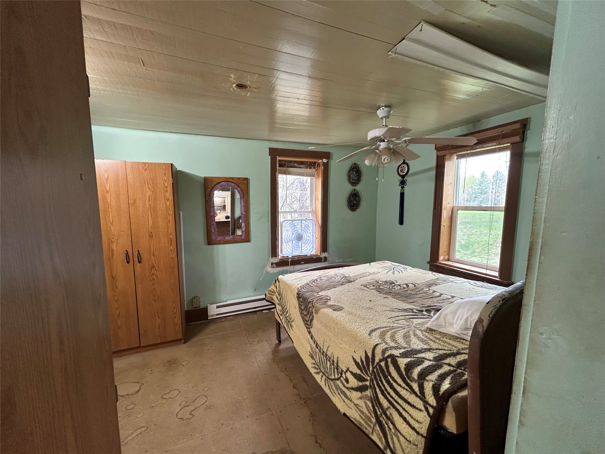 203 Dallas Street E Property Photo 18