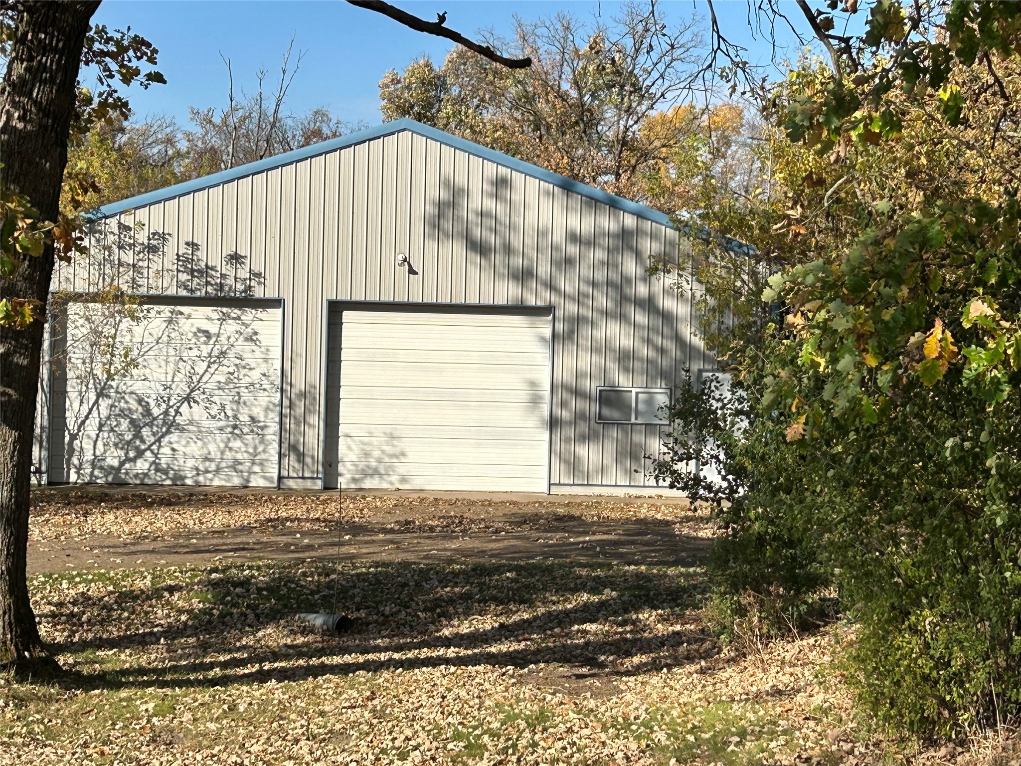 203 Dallas Street E Property Photo 36