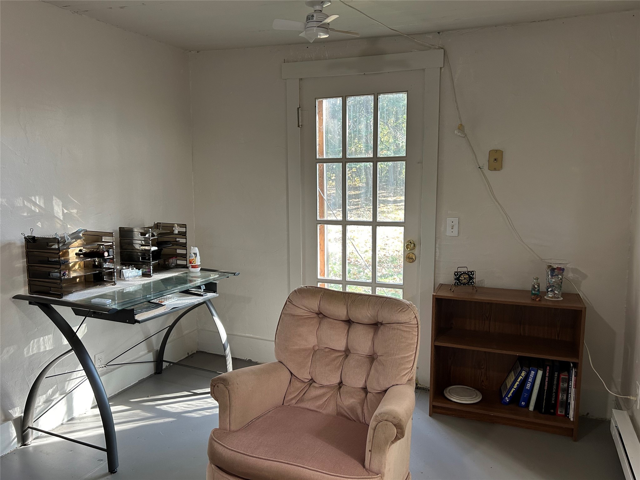 203 Dallas Street E Property Photo 40