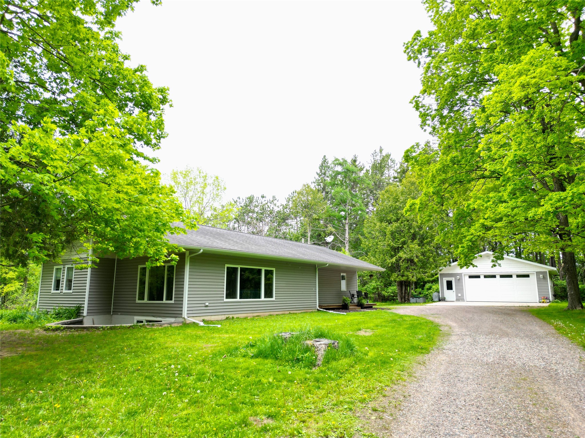 W7950 Us Highway 8 Property Photo 1