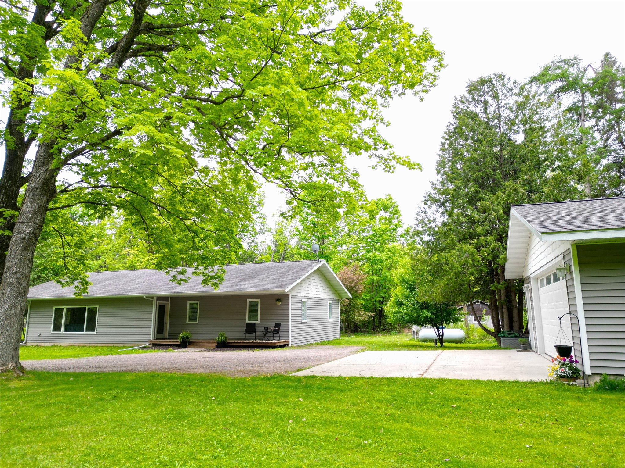 W7950 Us Highway 8 Property Photo 3
