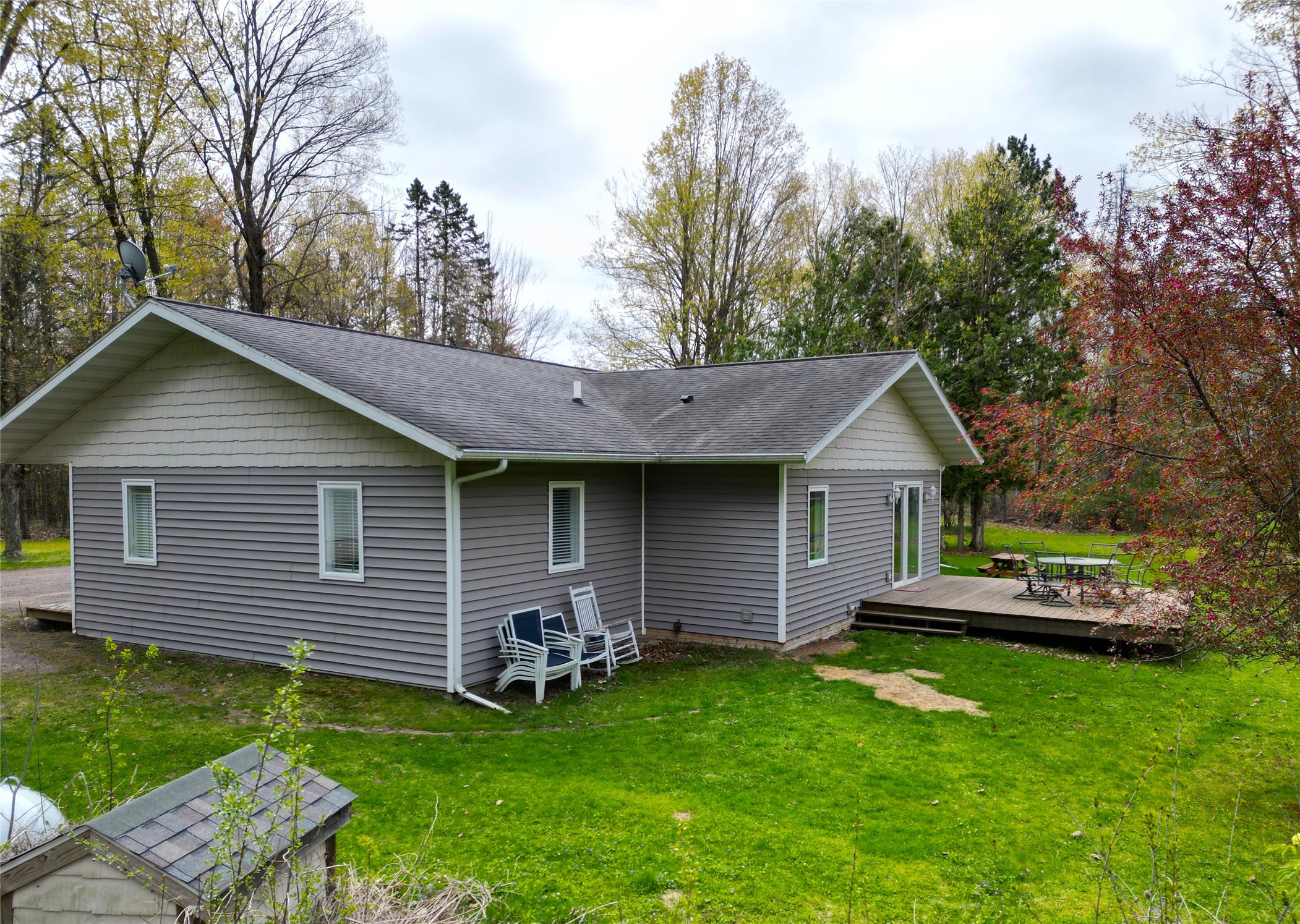 W7950 Us Highway 8 Property Photo 8