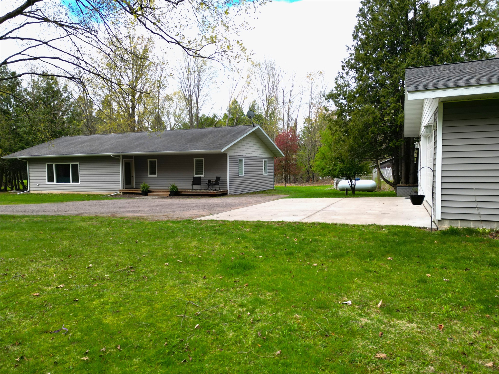 W7950 Us Highway 8 Property Photo 36