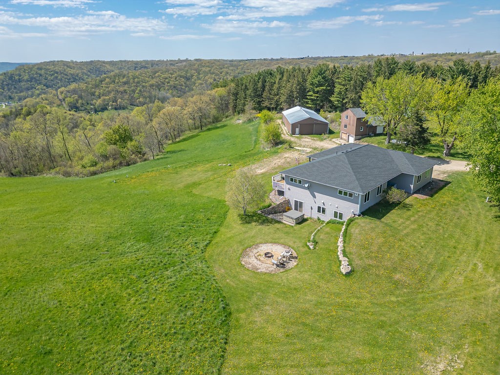 S3565 Rooster Ridge Lane Property Photo 2