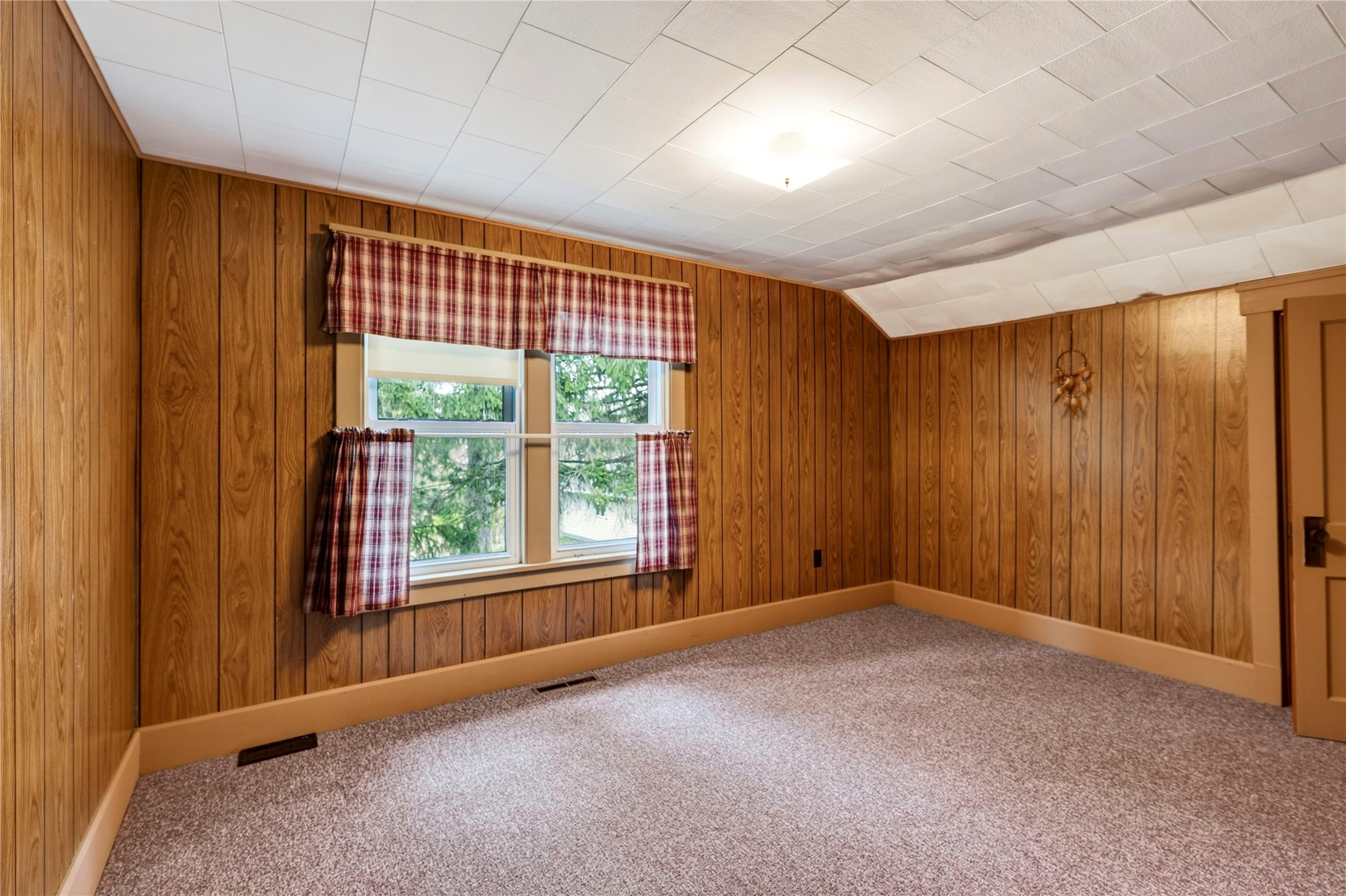 8558 W County Highway A Property Photo 34