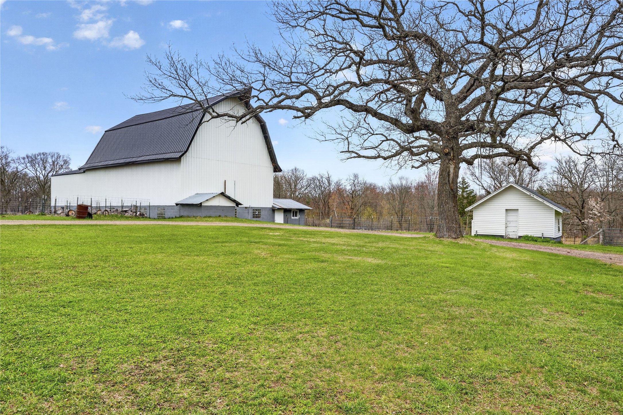 8558 W County Highway A Property Photo 43