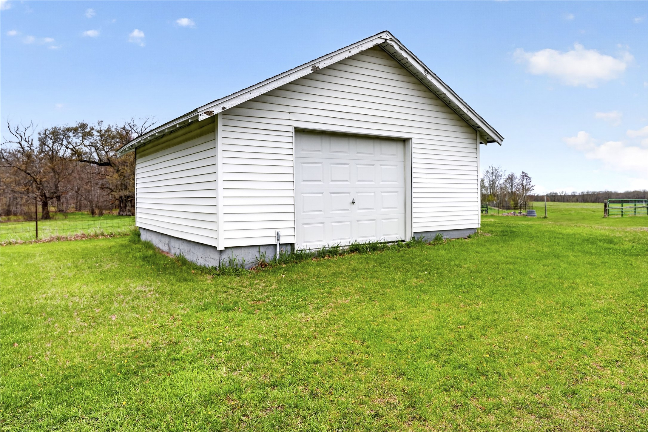 8558 W County Highway A Property Photo 45