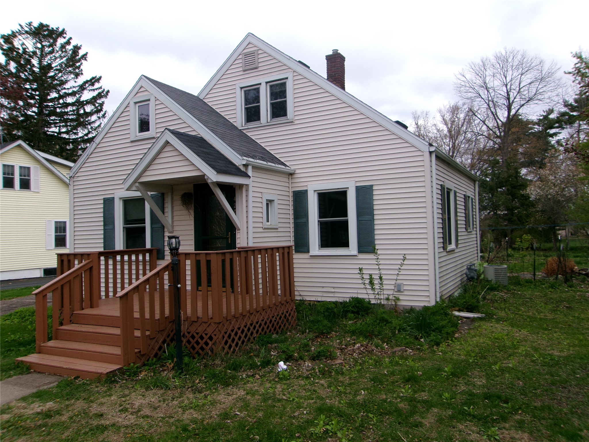 420 Schofield Street Property Photo 2