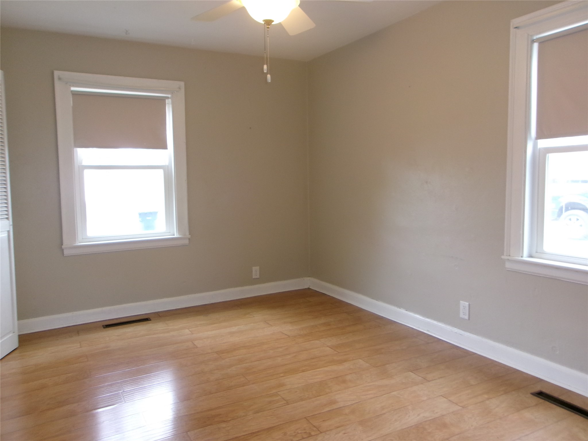 420 Schofield Street Property Photo 9