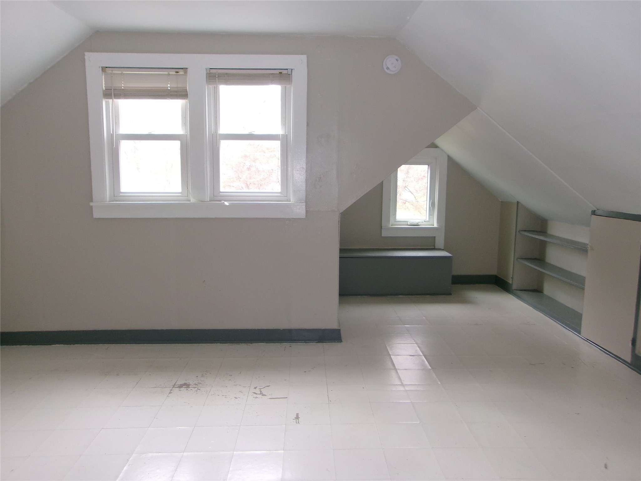 420 Schofield Street Property Photo 12