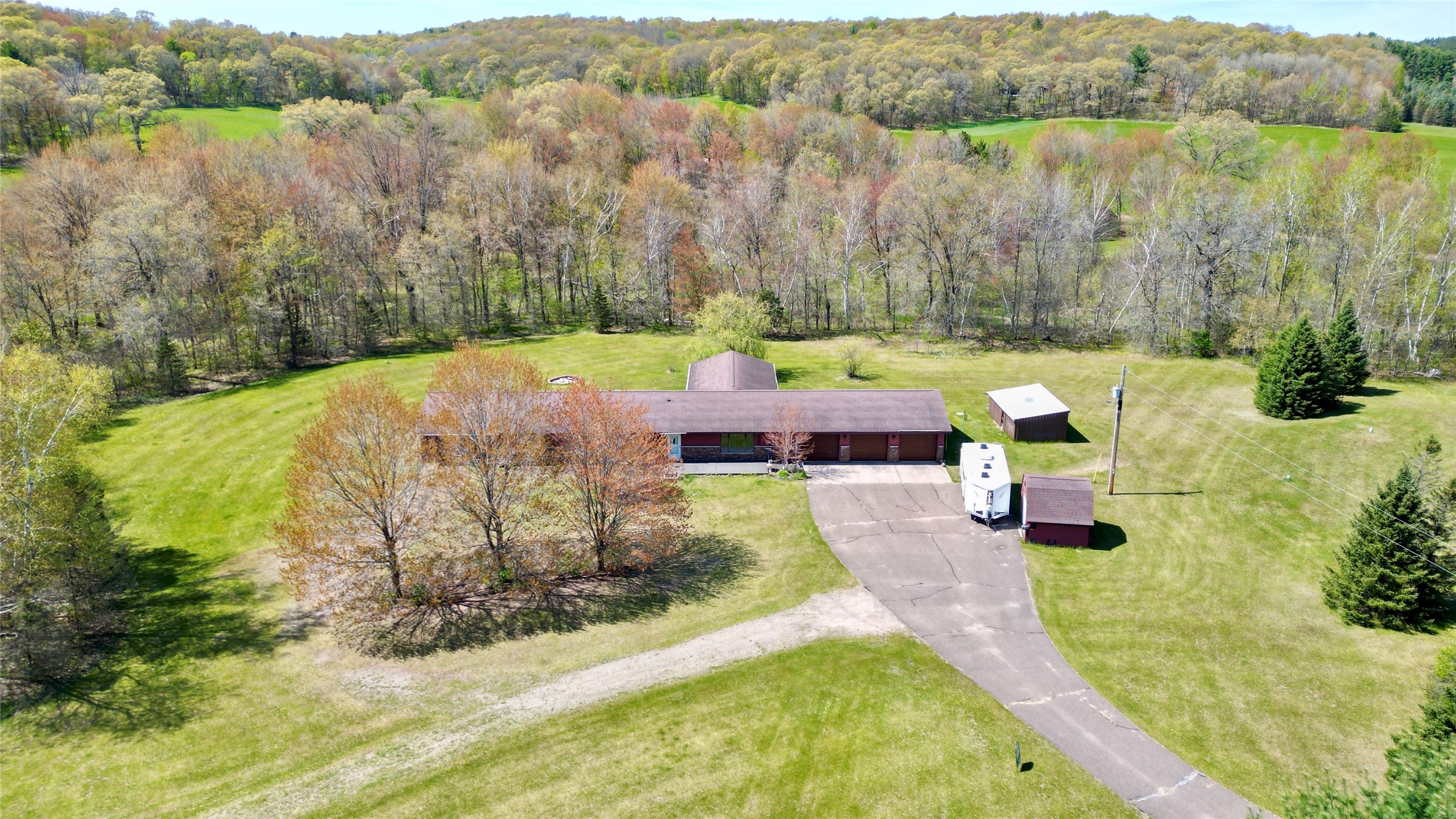 N7073 State Road 40 Property Photo 2
