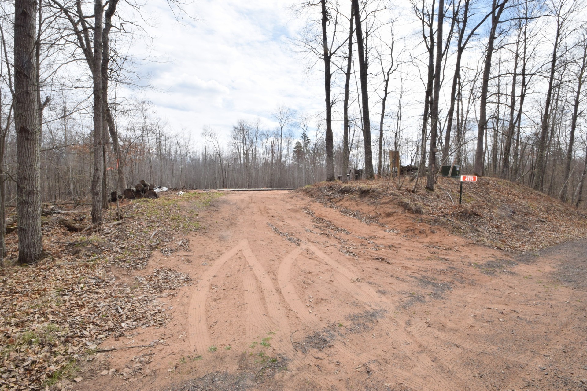 4339 Thunderbird Drive Property Photo 8
