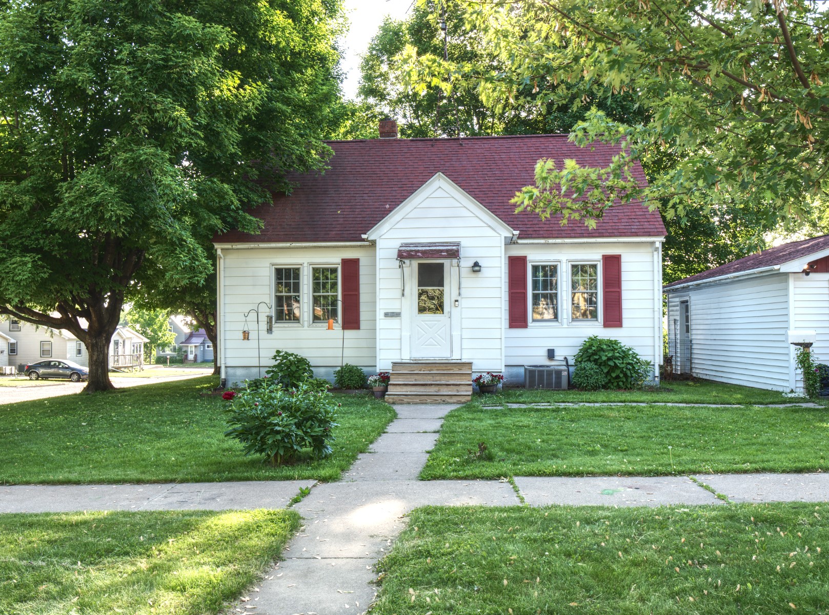 701 Park Avenue Property Photo 1