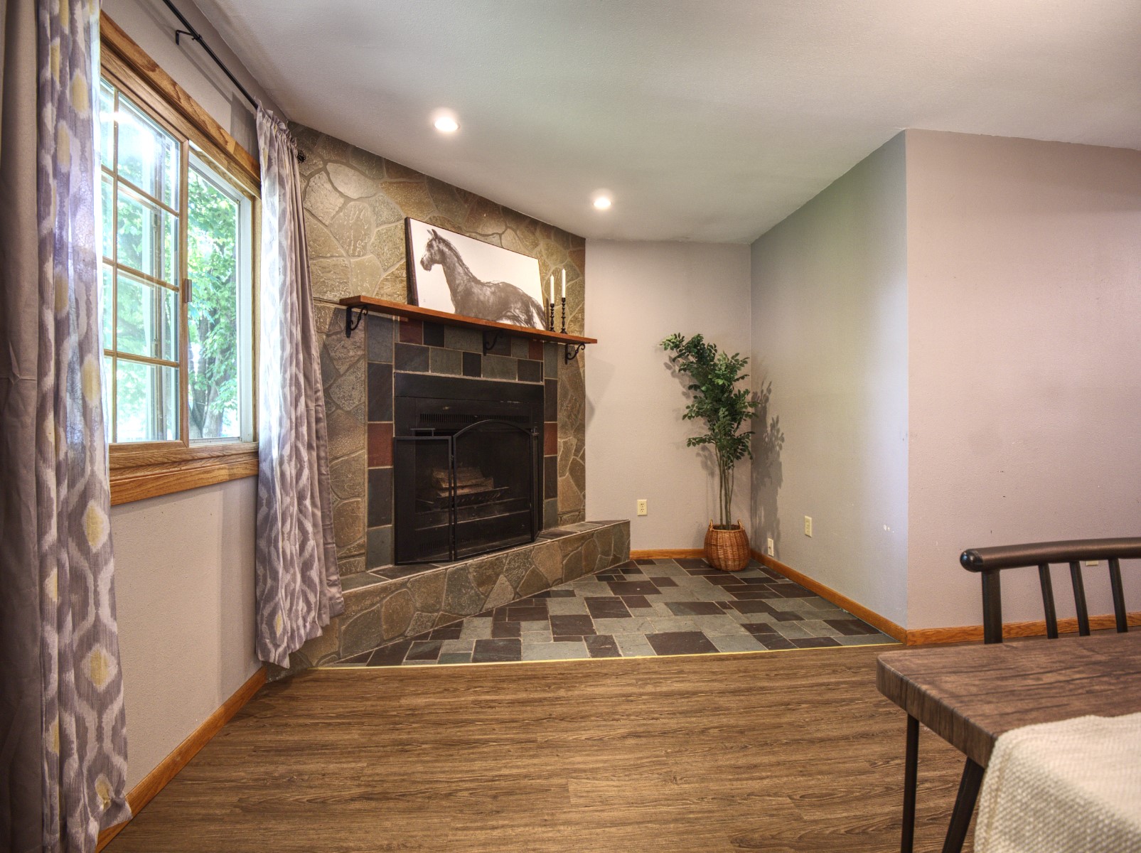 701 Park Avenue Property Photo 7