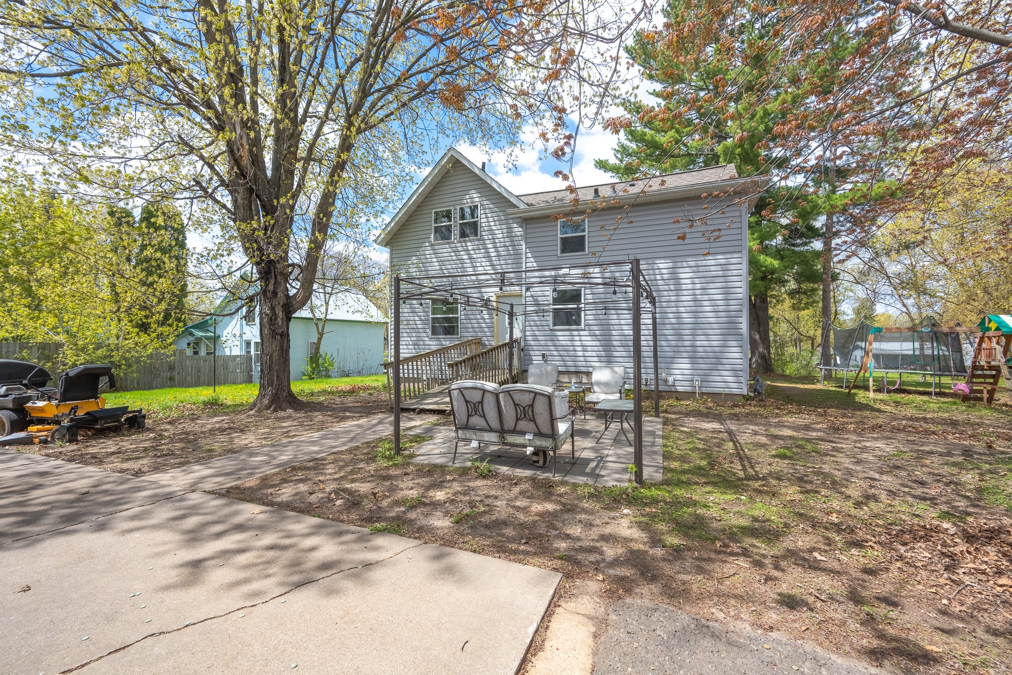 207 1st Avenue S Property Photo 1