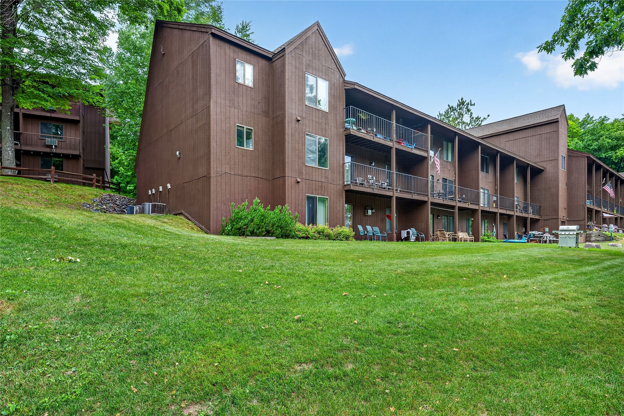 42910 Lakewoods Drive 302 Property Photo 1