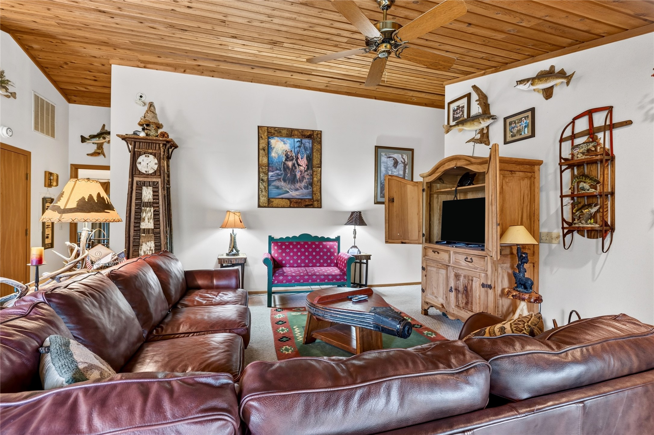 42950 Lakewoods Drive 302 Property Photo 5