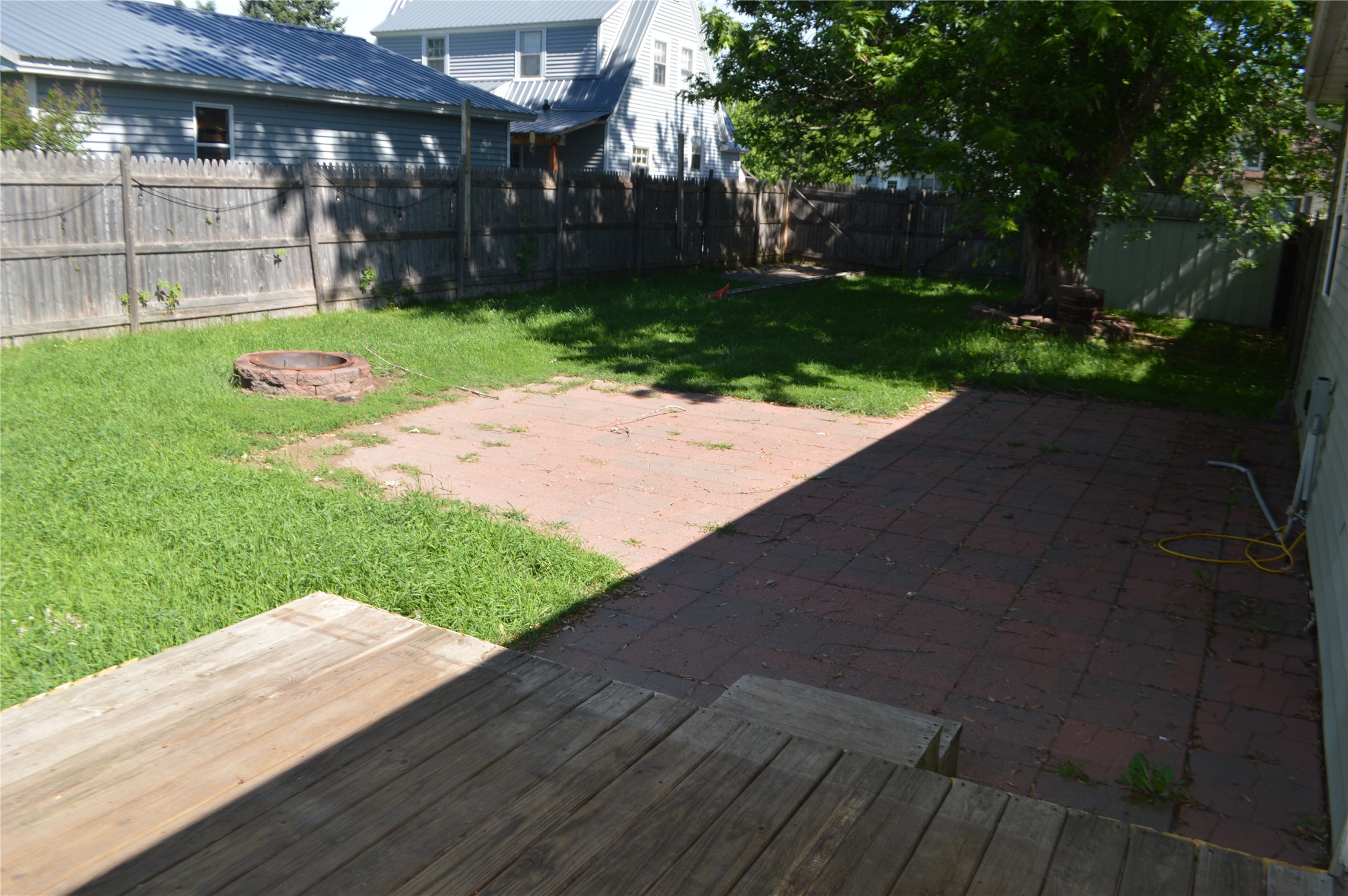 204 S 2nd Street Property Photo 3