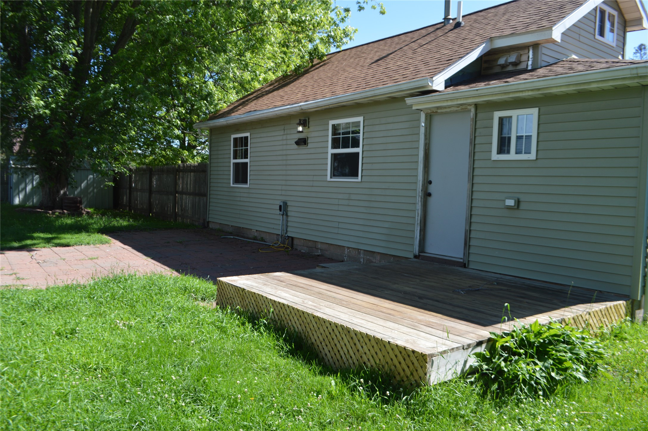 204 S 2nd Street Property Photo 5